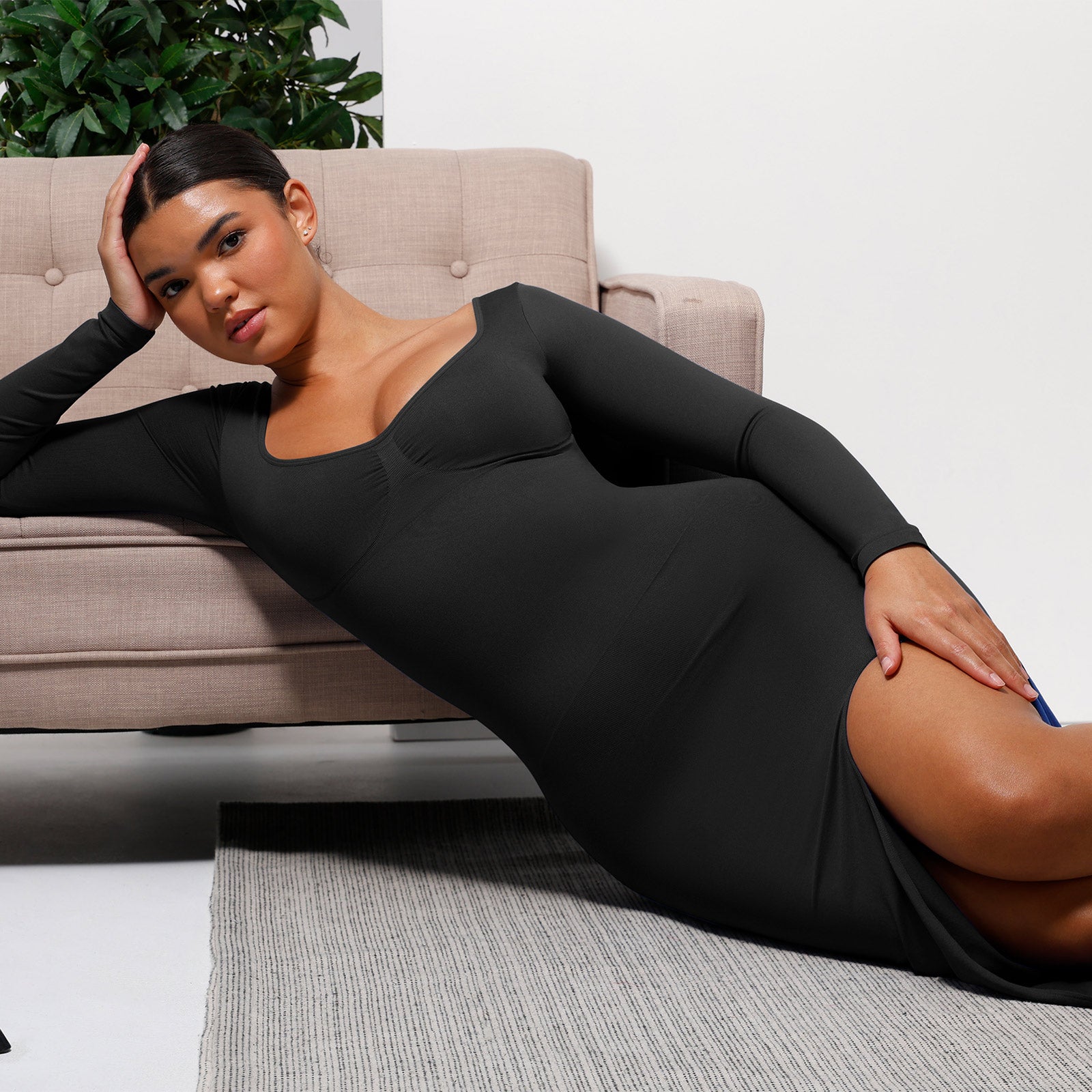 Smuva Longsleeve Dress  mit Tummy Control